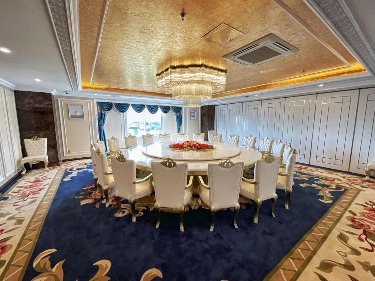 St Hotel Wattay Airport 비엔티안 외부 사진