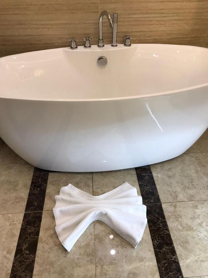 St Hotel Wattay Airport 비엔티안 외부 사진