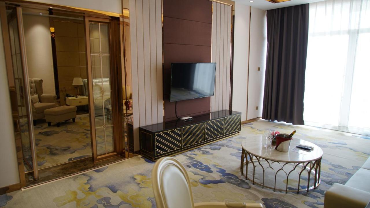 St Hotel Wattay Airport 비엔티안 외부 사진